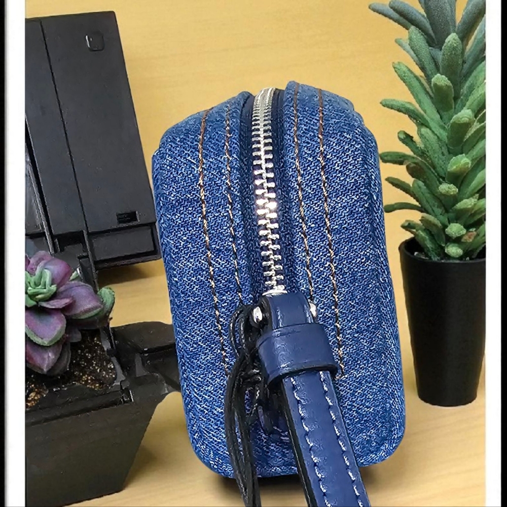 COACH Denim Blue Pouch Wristlet NWT - Picture 5 of 12